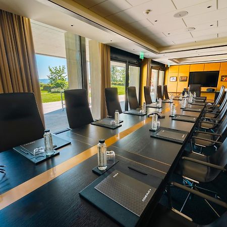 Five Zurich - Luxury City Resort ภายนอก รูปภาพ