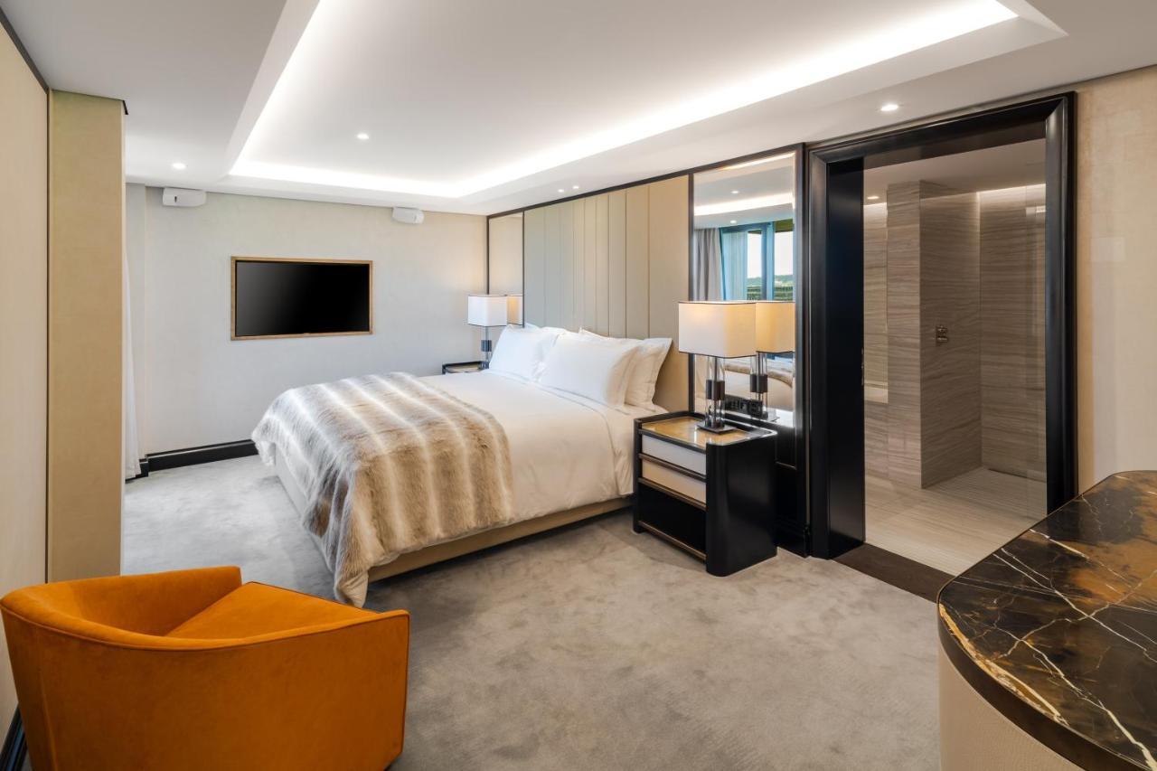 Five Zurich - Luxury City Resort ภายนอก รูปภาพ A bedroom at the hotel