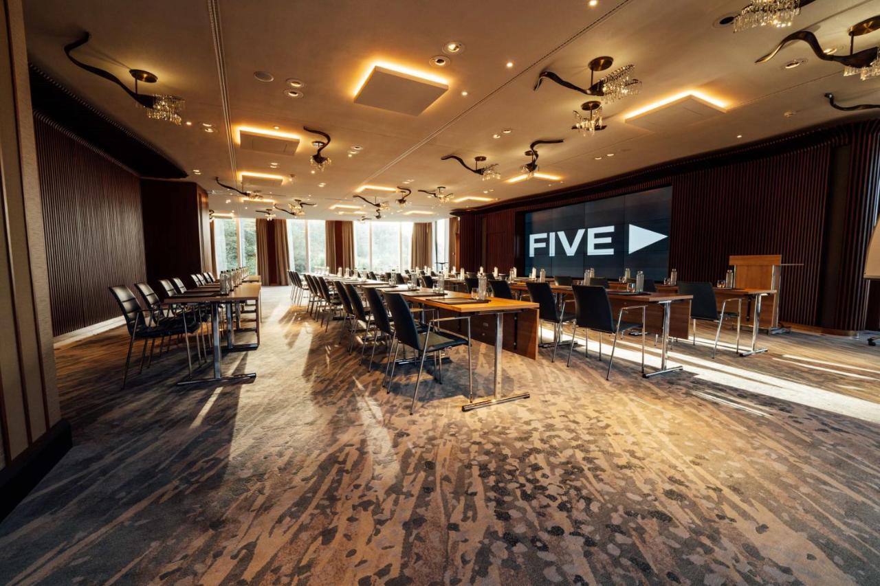 Five Zurich - Luxury City Resort ภายนอก รูปภาพ The Five Conference Centre